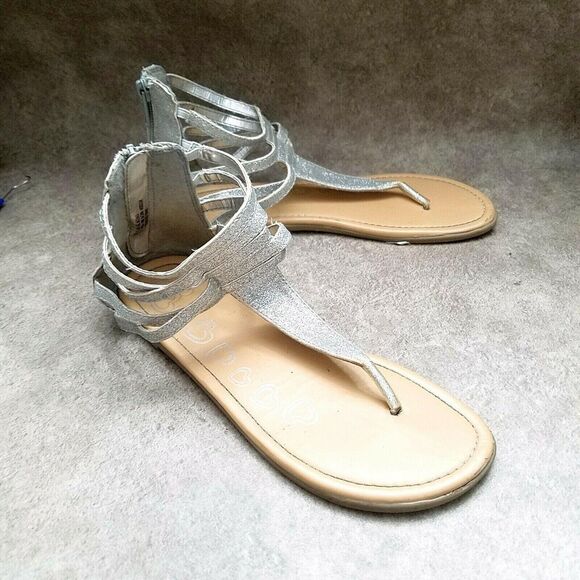 Place Big Girls   Size 5 Silver  Textile Thong Ankle Strap Sandals - Picture 4 of 9